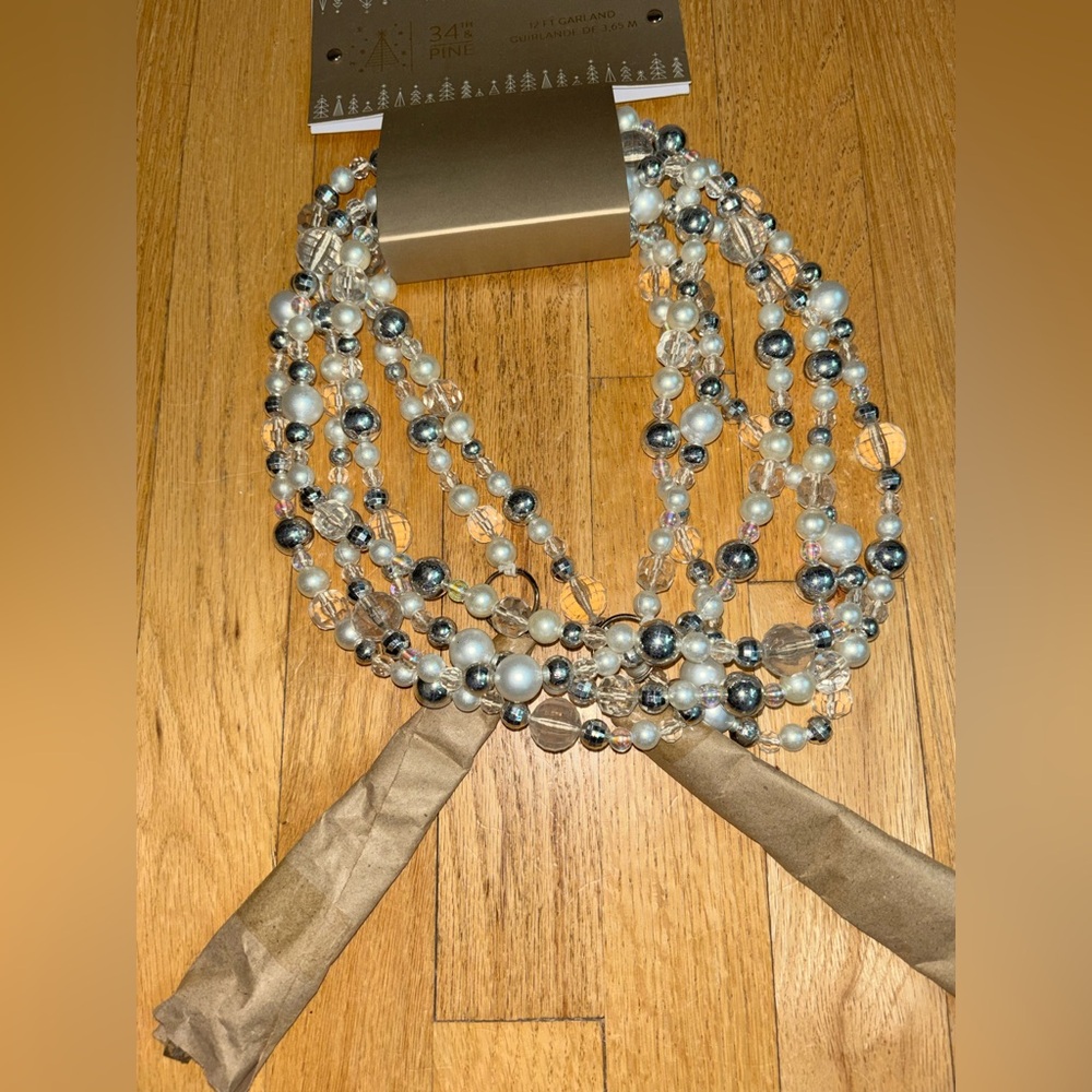 NEW - Multi-Strand Pearl & Crystal 12 FT Garland Table Decor - White & Silver